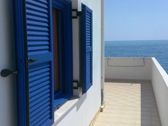 Paralia Guest House 아기아 루멜리 외부 사진