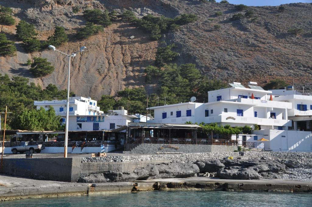 Paralia Guest House 아기아 루멜리 외부 사진